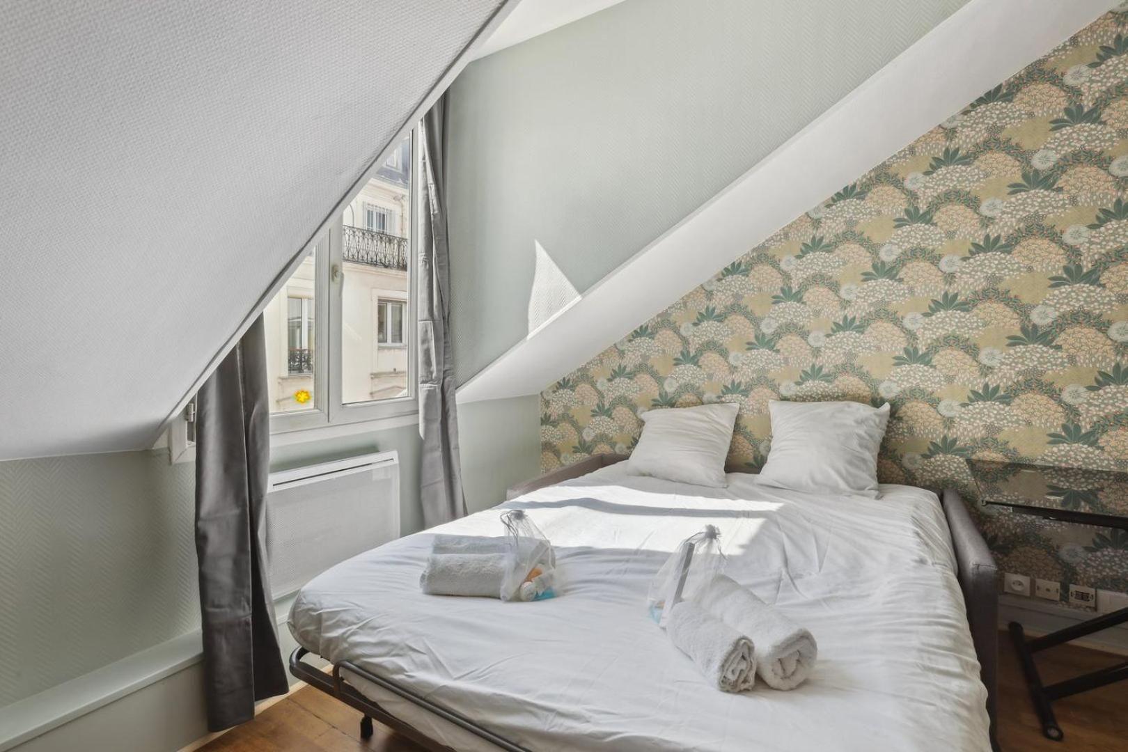 512 Folie - Superb In Appartement