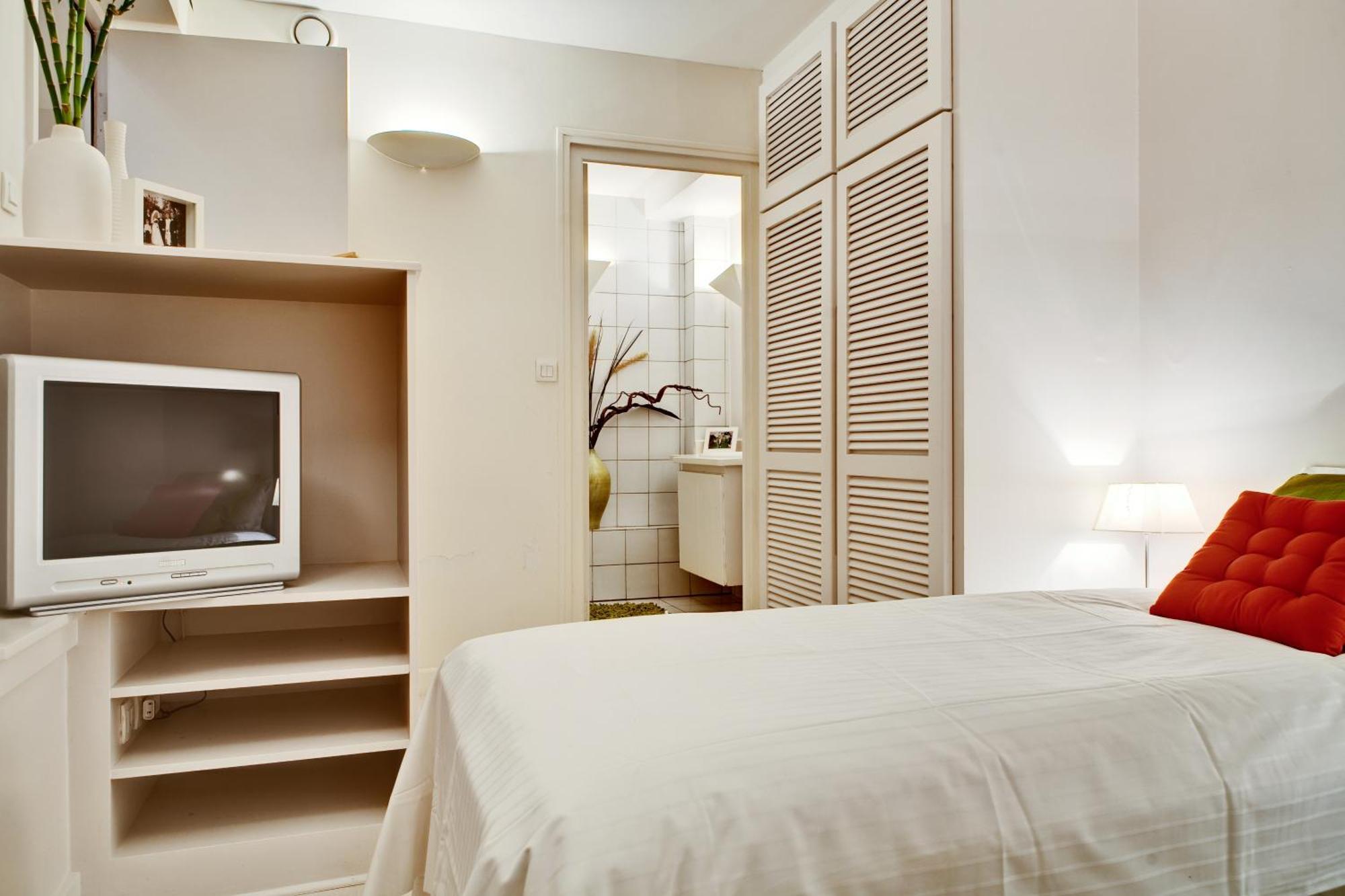 Apartment Jardin Des Rosiers