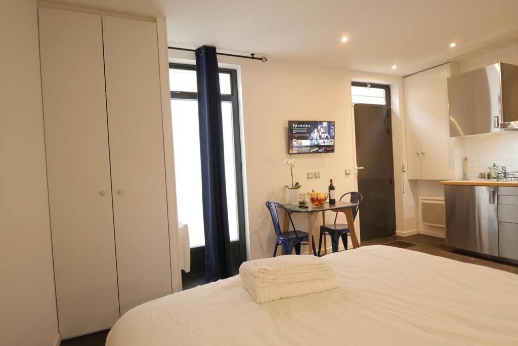Mykeypers - Cozy Near Canal Saint Martin * Paris