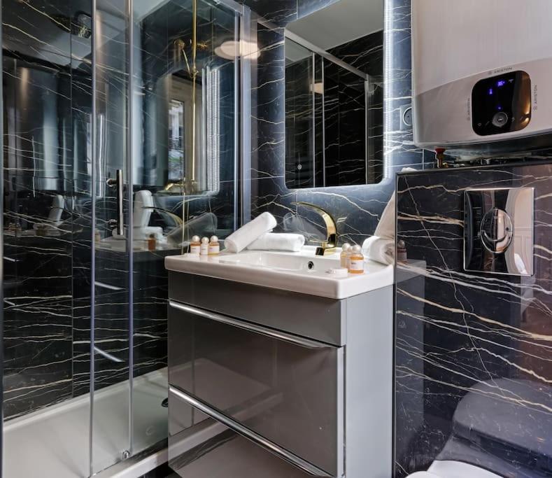 Mykeypers - Stylish & Luxury Duplex 2br-8p - Le Marais Paris