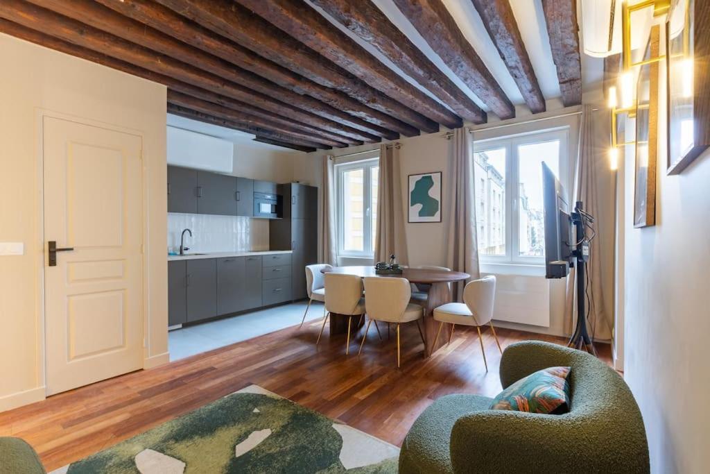Coeur De - Grand Climatise 3 Br Apartment *