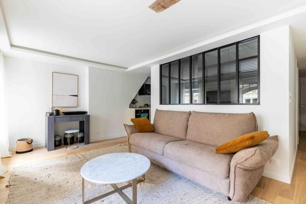 Invalides Palais Bourbon Luxueux 4p Apartment Paris