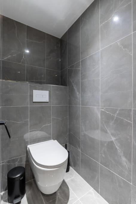 Apartment Invalides Palais Bourbon Luxueux 4p
