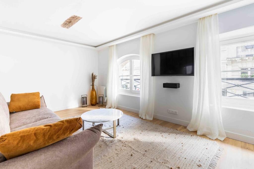 Invalides Palais Bourbon Luxueux 4p Paris