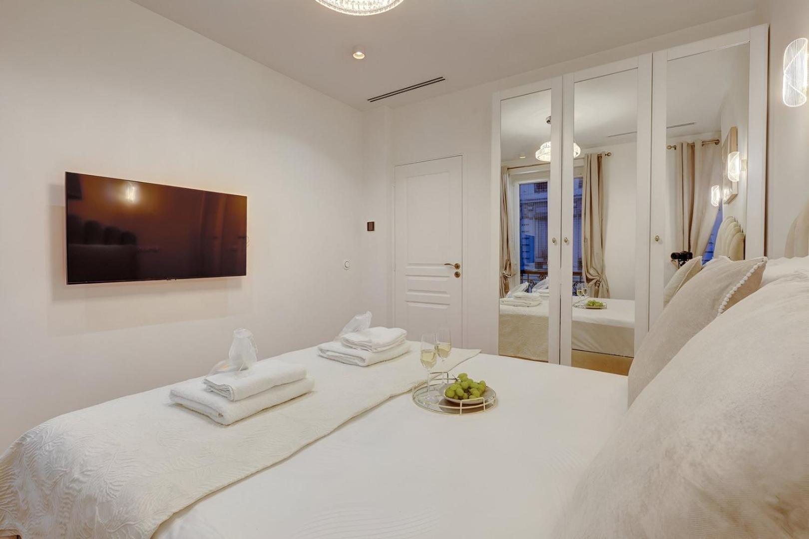 348 Ponthieu - Superb In Appartement Paris