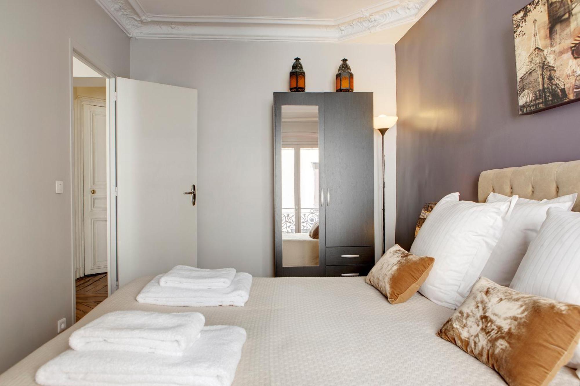 Beauregard Design Apartment