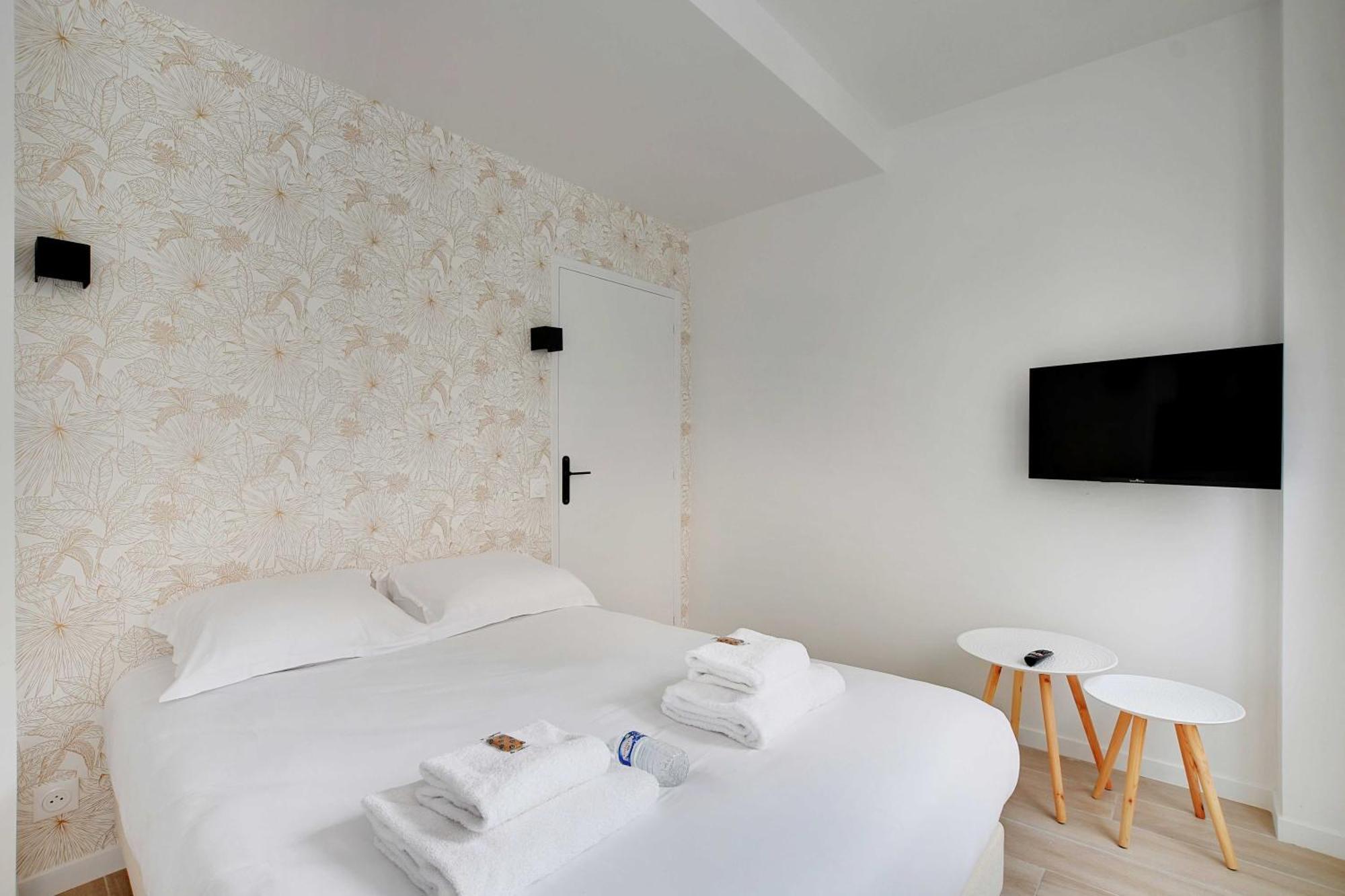 Newly Renovated Republique *