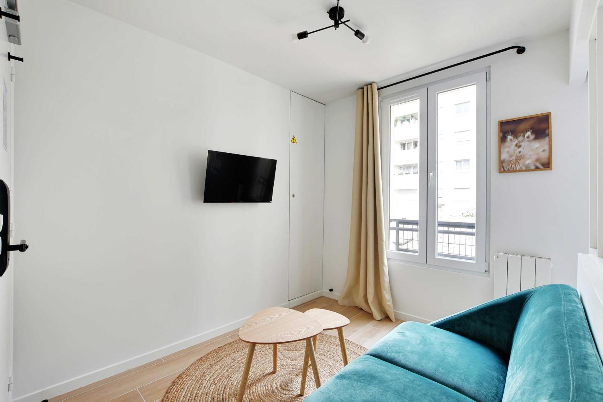 Newly Renovated Republique