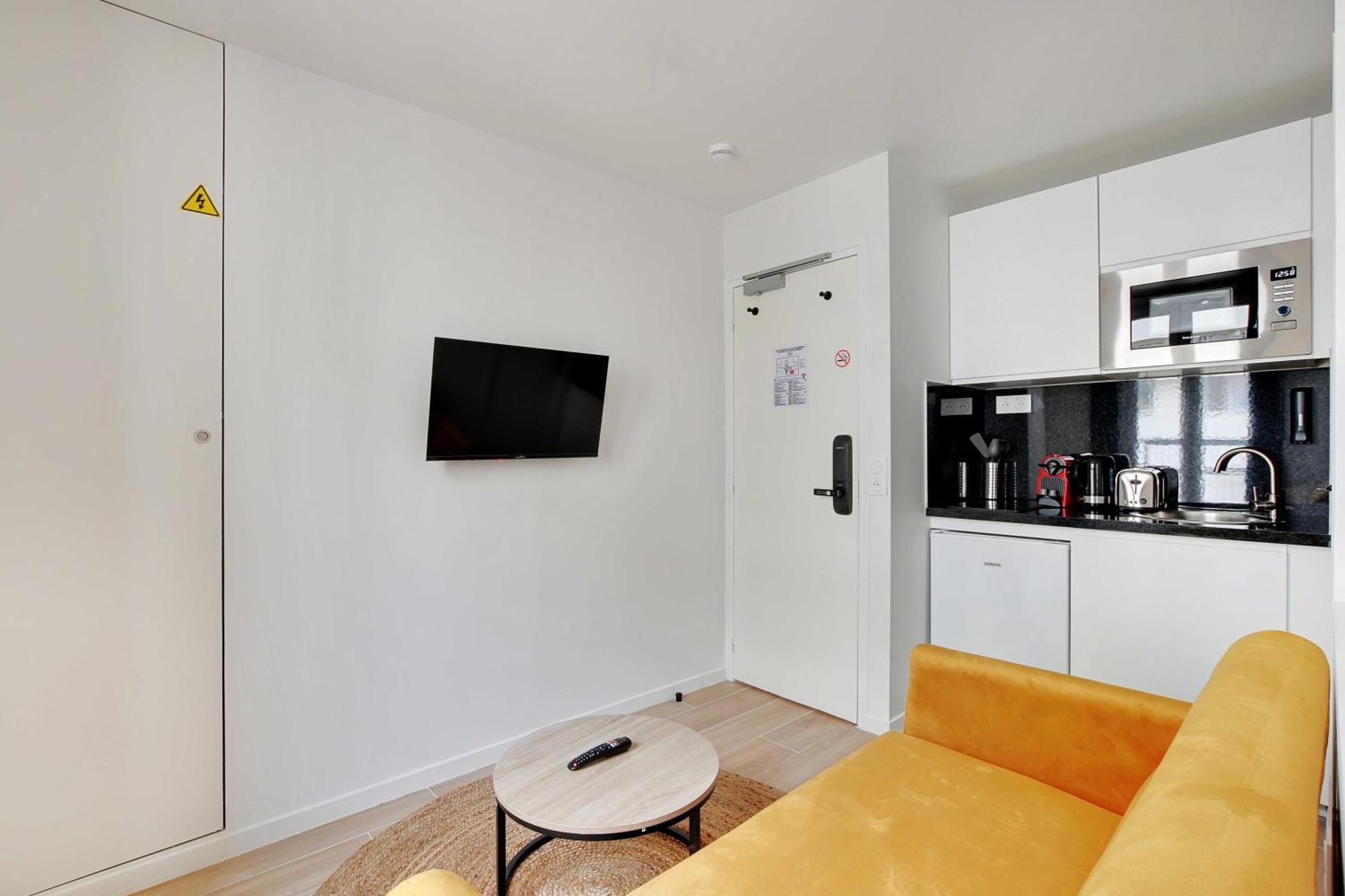 Newly Renovated Republique Apartment Paris