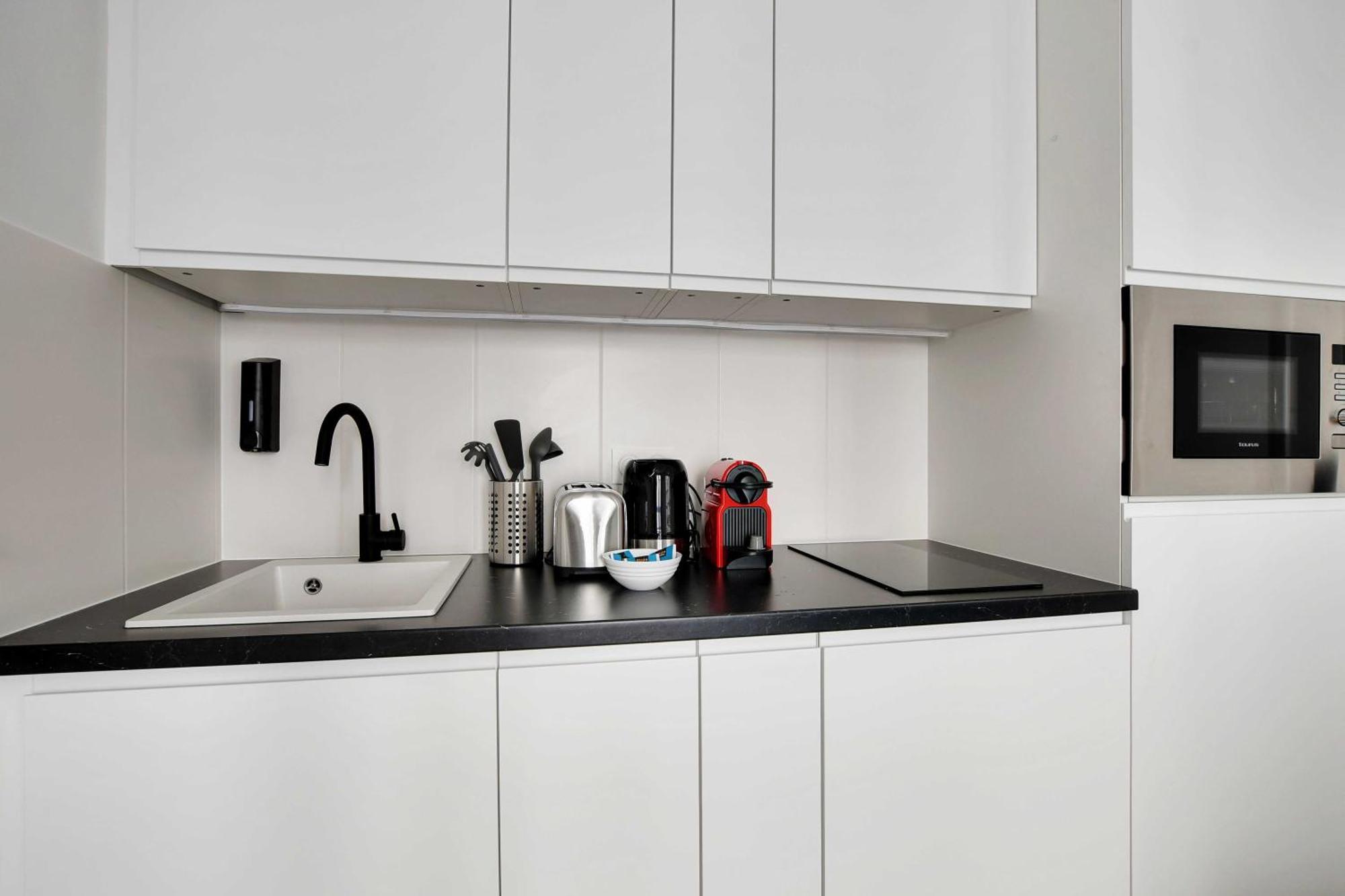 Newly Renovated Republique Apartment Paris