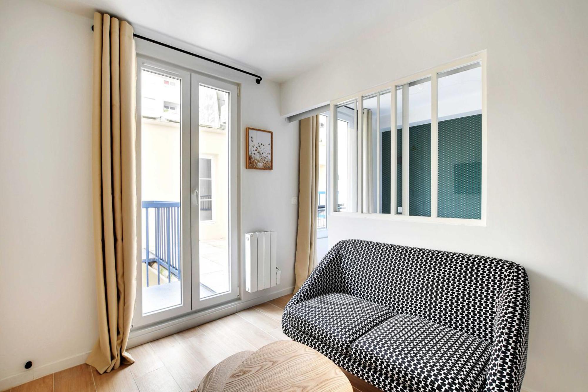 Newly Renovated Republique Apartment Paris