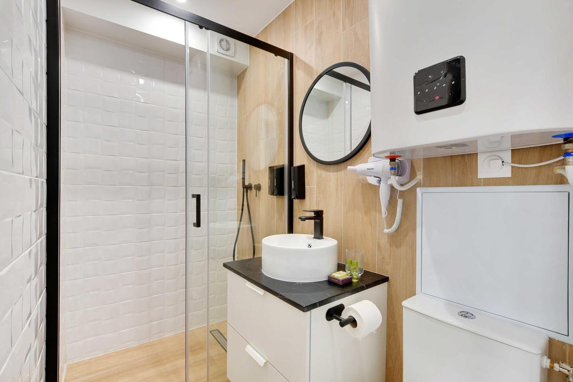 Newly Renovated Republique Apartment Paris