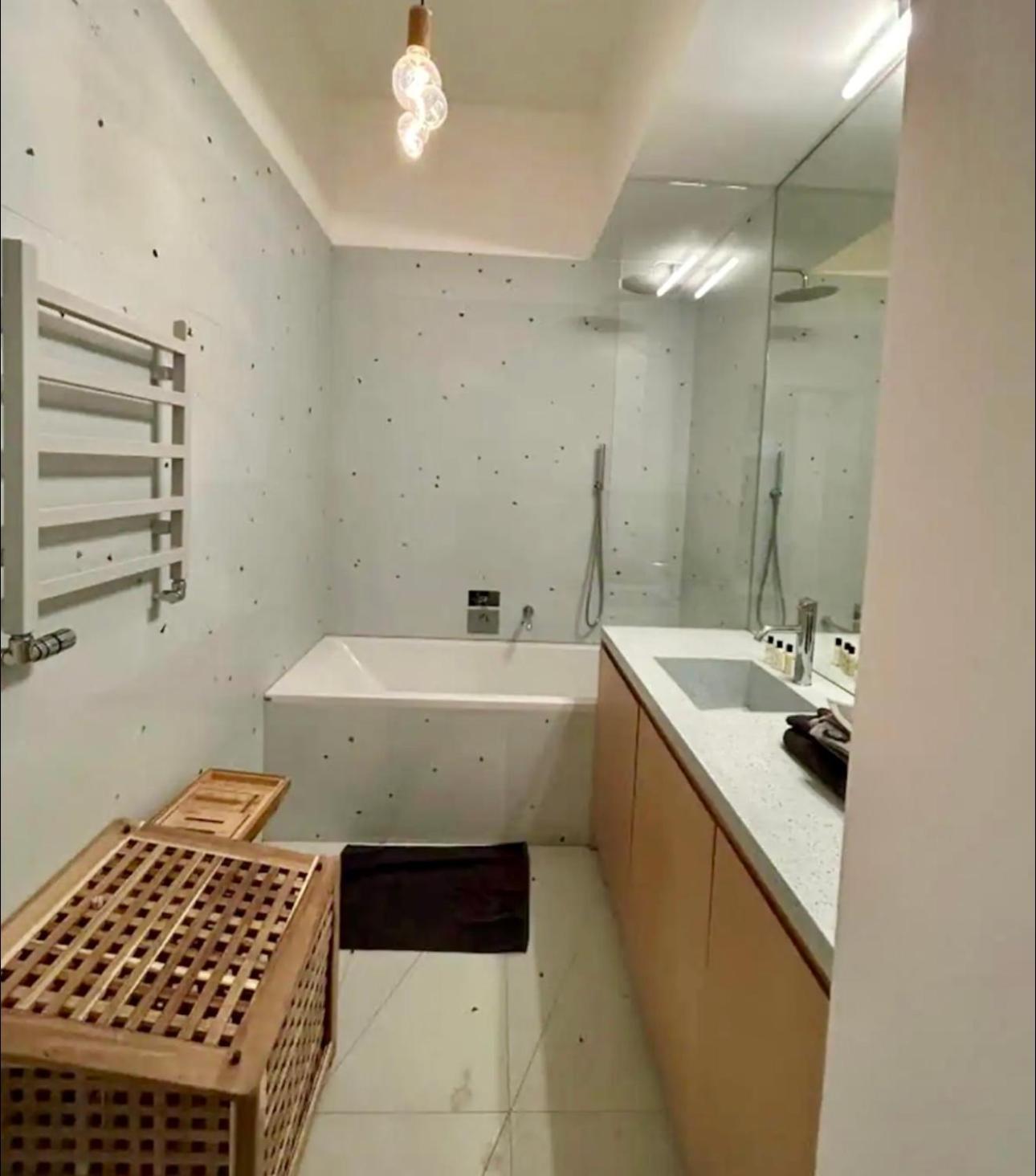 Appartement Avec Grande Terrasse