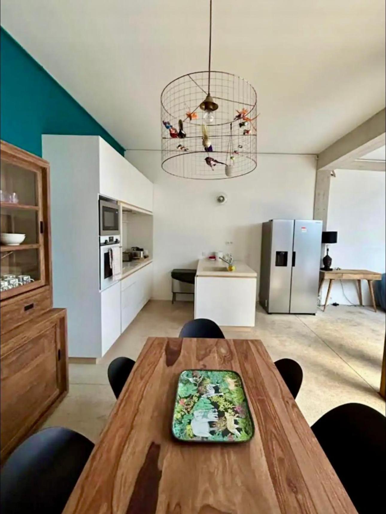 Apartment Avec Grande Terrasse *