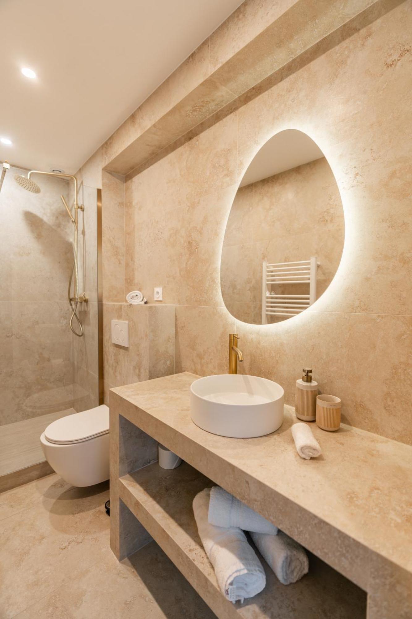 Apartment Merveilleux De Luxe Au Coeurs De Saint-germain Paris