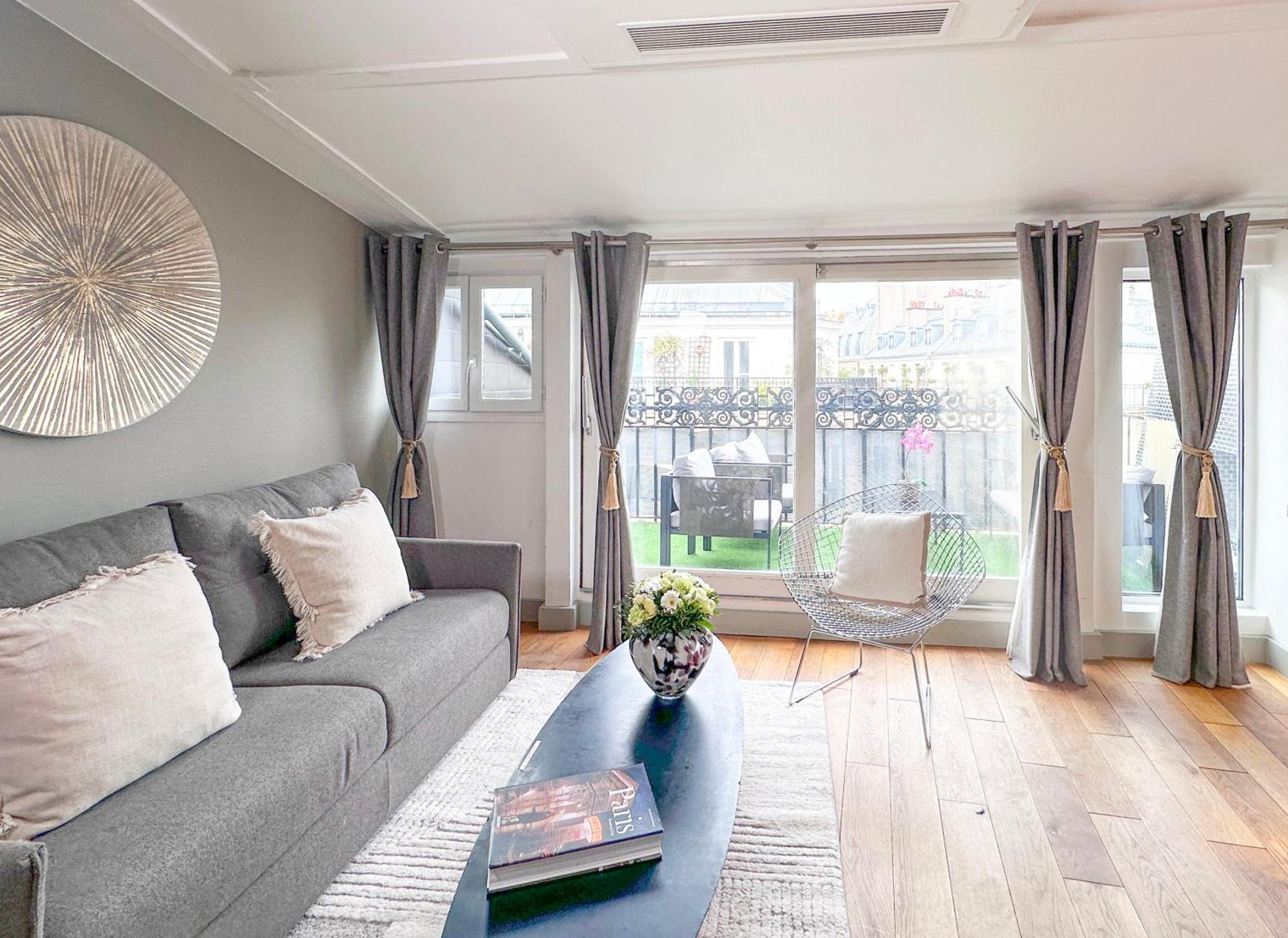 St Michel - Deluxe - Harpe Apartment