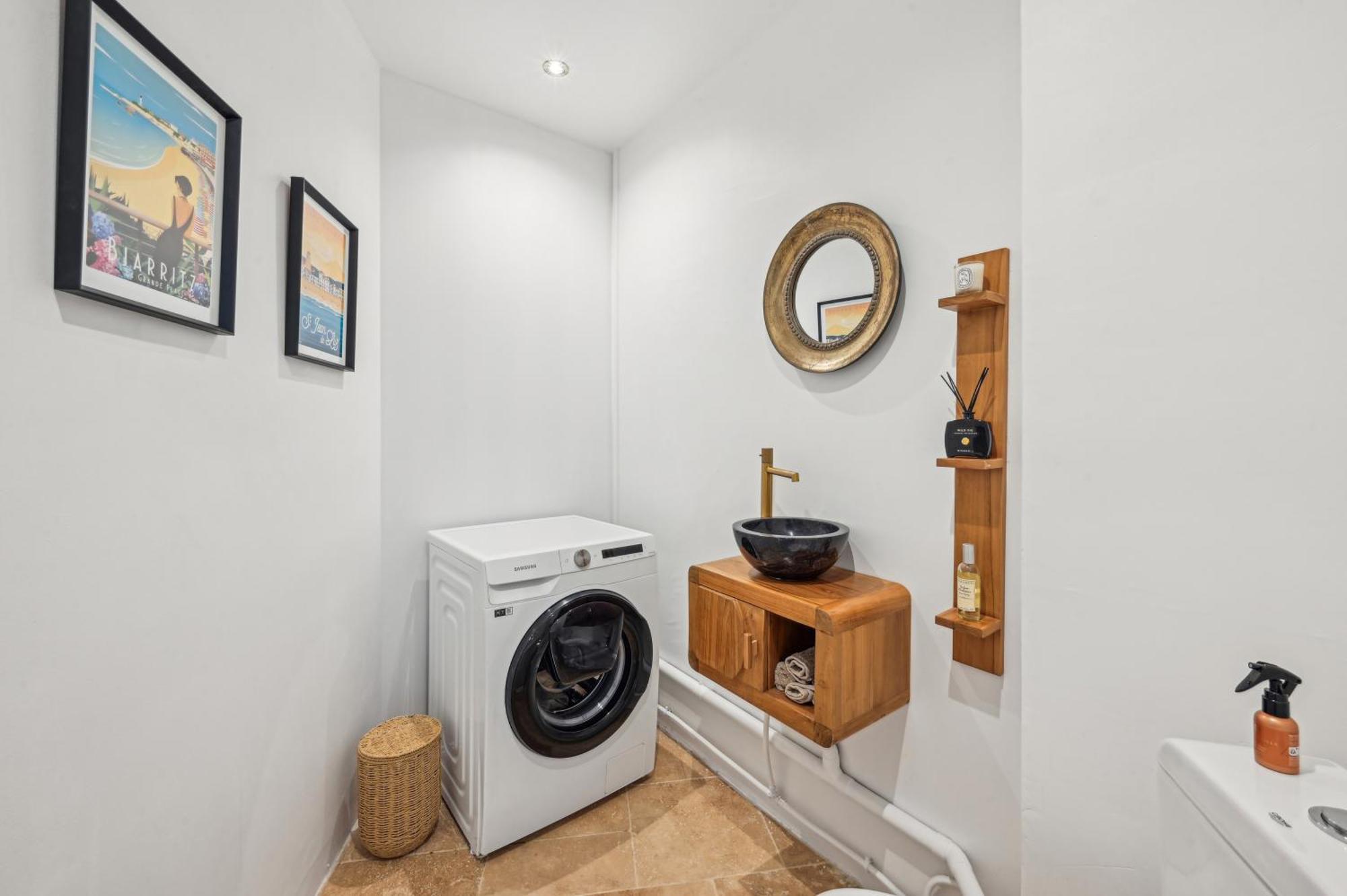 Apartment Duplex Avec Billard A Cote De La Tour Eiffel ! Paris
