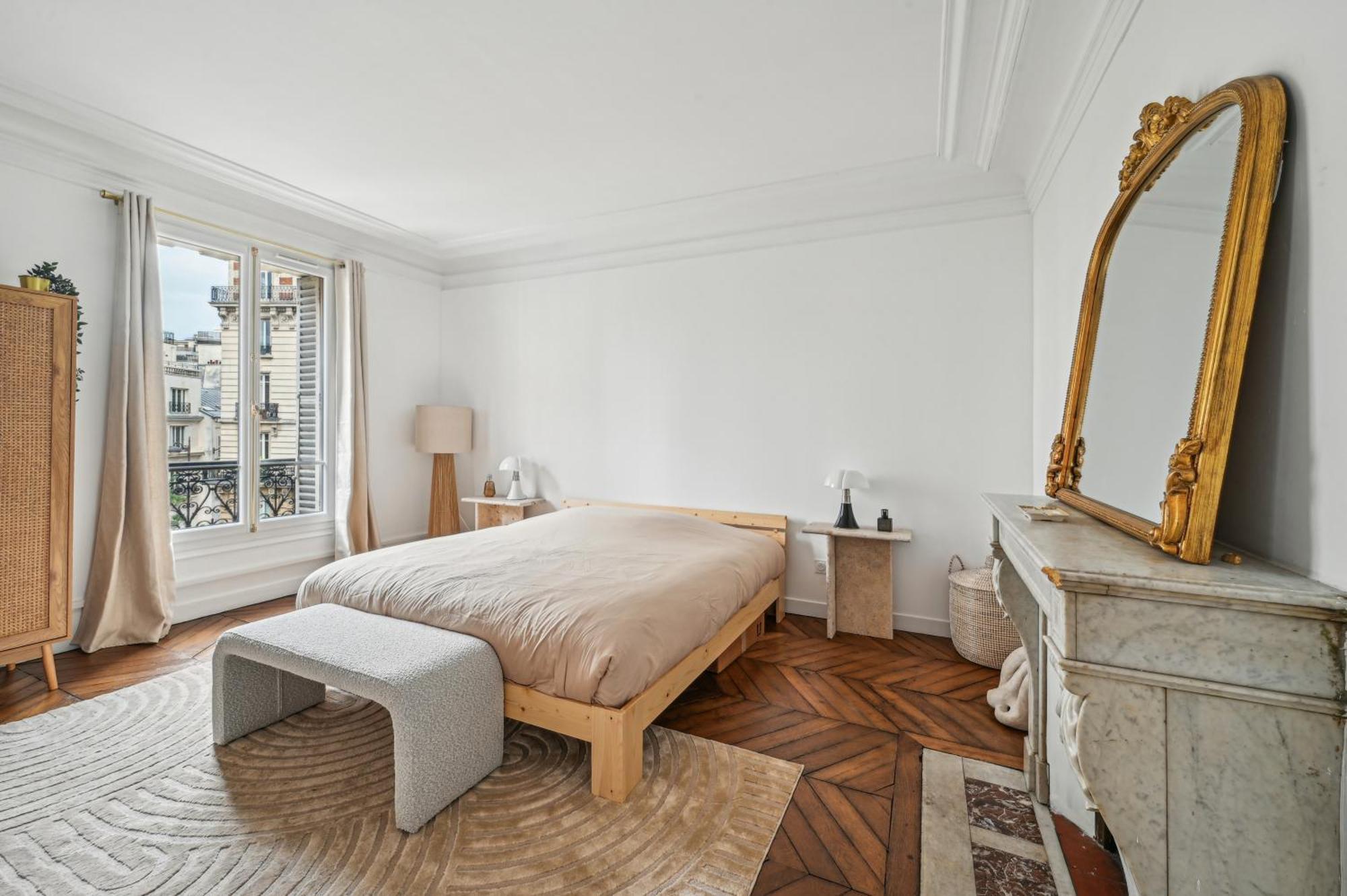Duplex Avec Billard A Cote De La Tour Eiffel ! Paris