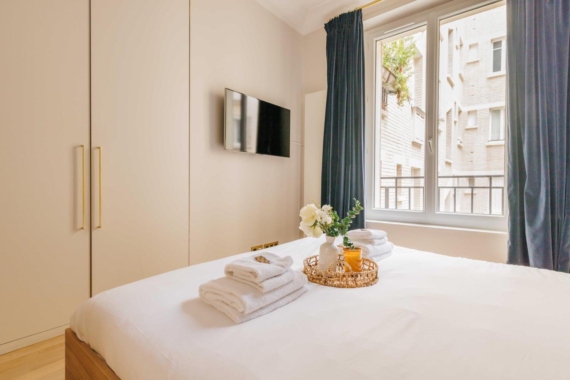 Chic - 2br-4p - Trocadero *