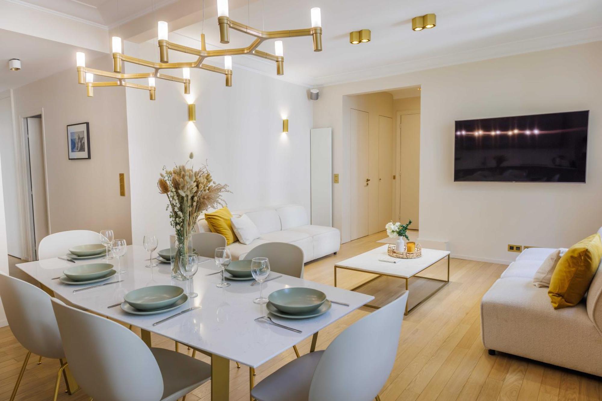Chic - 2br-4p - Trocadero