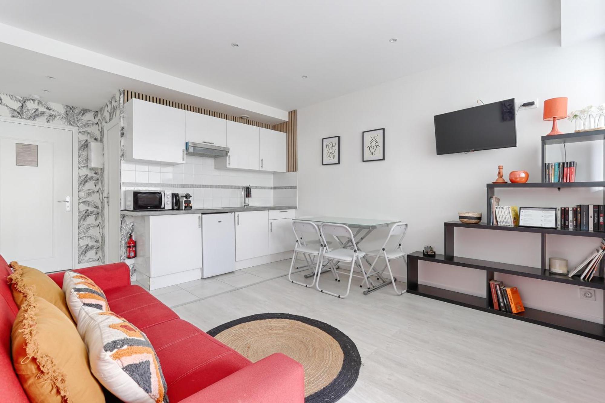 Saint Fargeau Gambetta Iii Lovely 4p-1br Apartment *