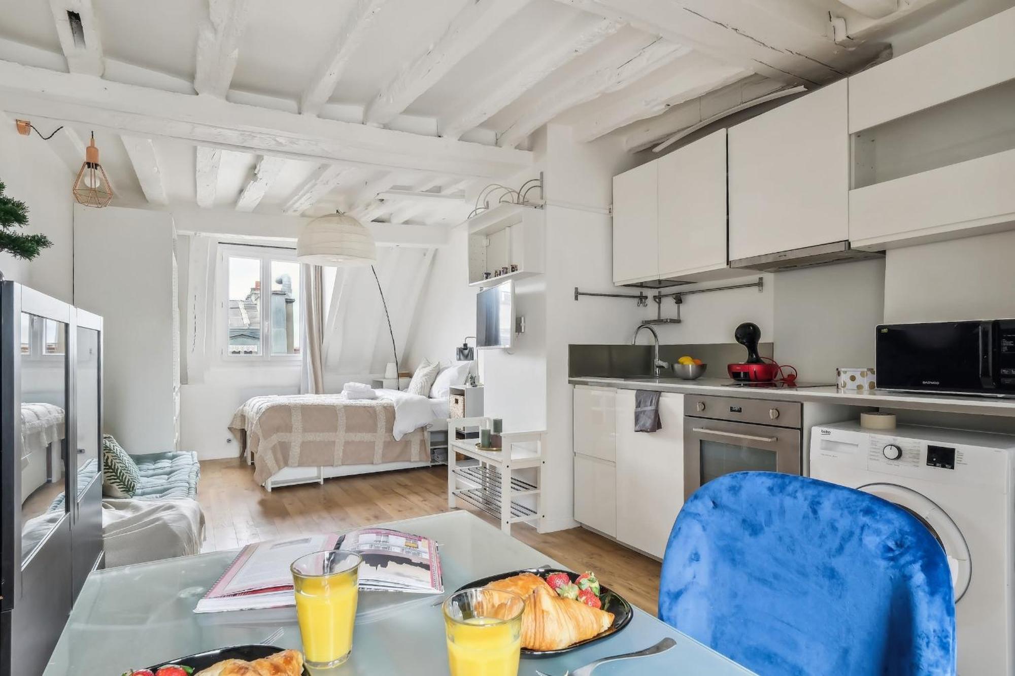 Le Louvre & Notre-dame - Cityapartmentstay *