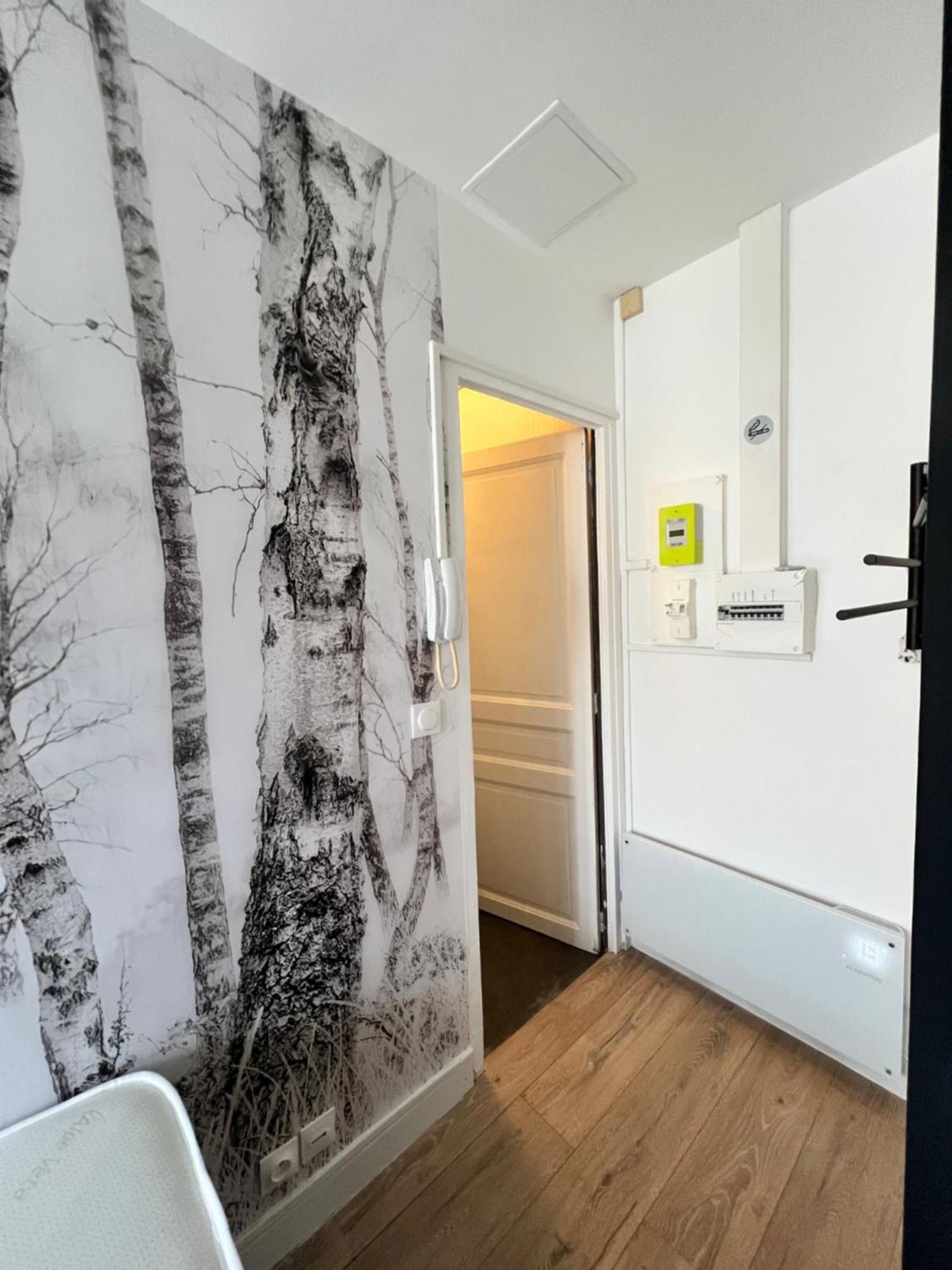 Batignolles, Montmartre 12m2 , Metro 13 Et 14 Apartment Paris