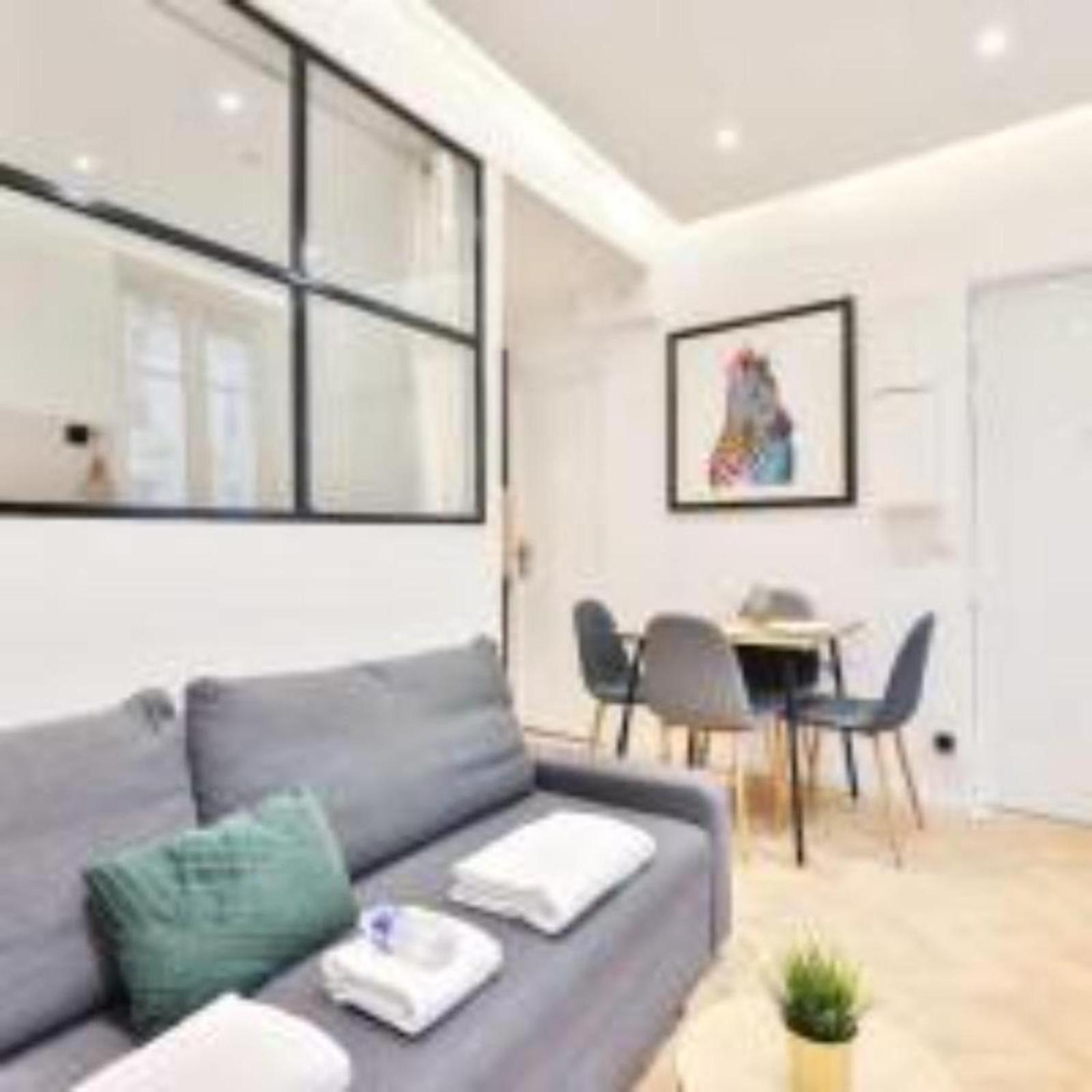 Cosy In The Heart Of Le Marais Apartment