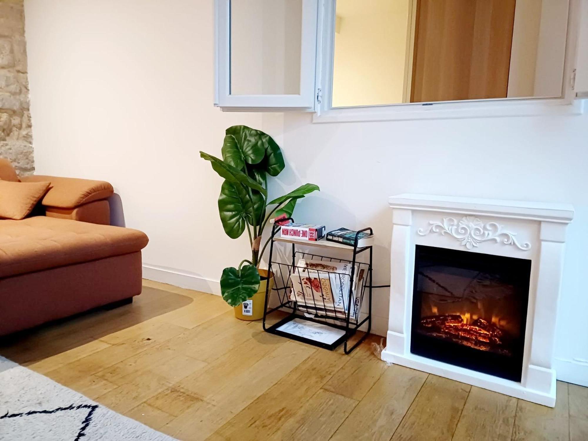 Appartement Loft Familial Au Coeur De Avec Clim, Arcade Et Baby-foot Proche Republique Et Canal St Martin Paris