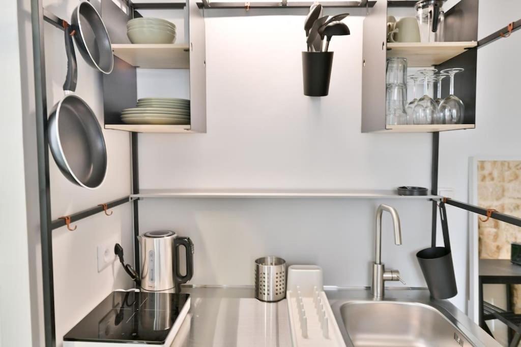Apartment Studio Cache, Canal Saint-martin