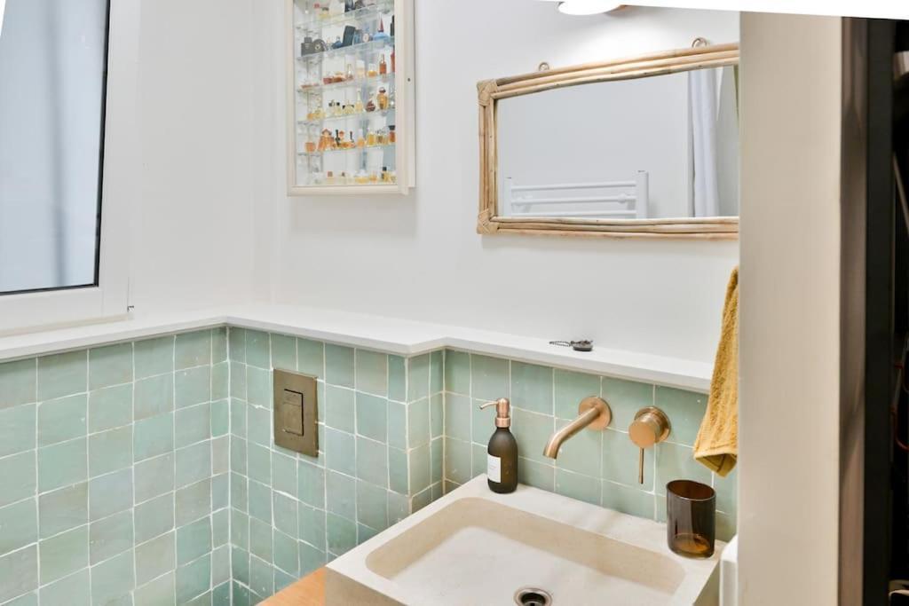 Studio Cache, Canal Saint-martin Apartment Paris