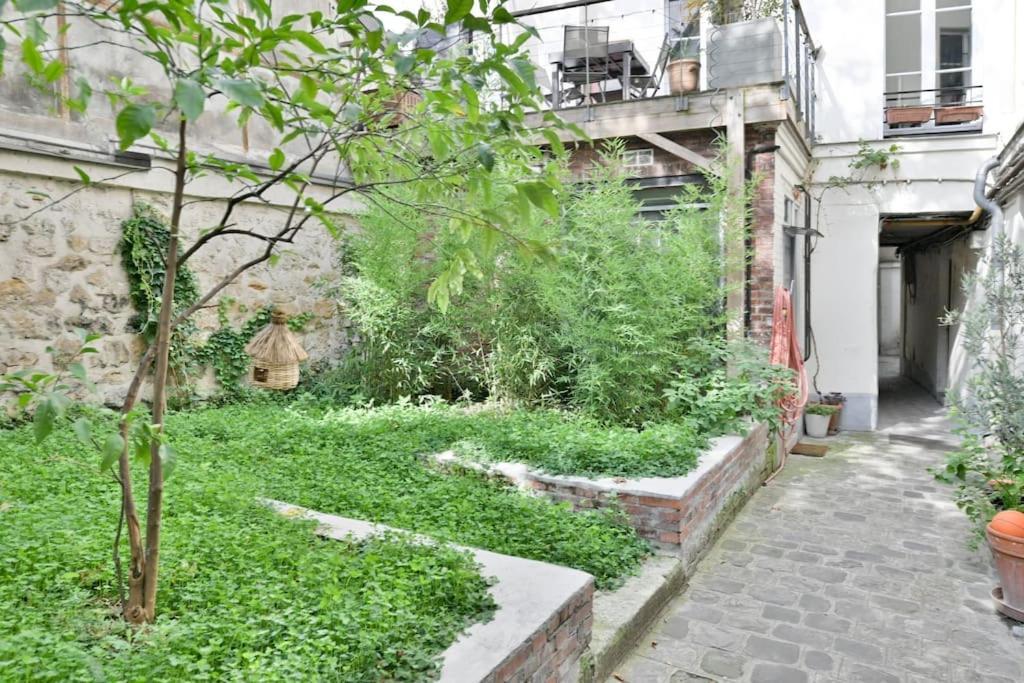 Studio Cache, Canal Saint-martin Apartment *