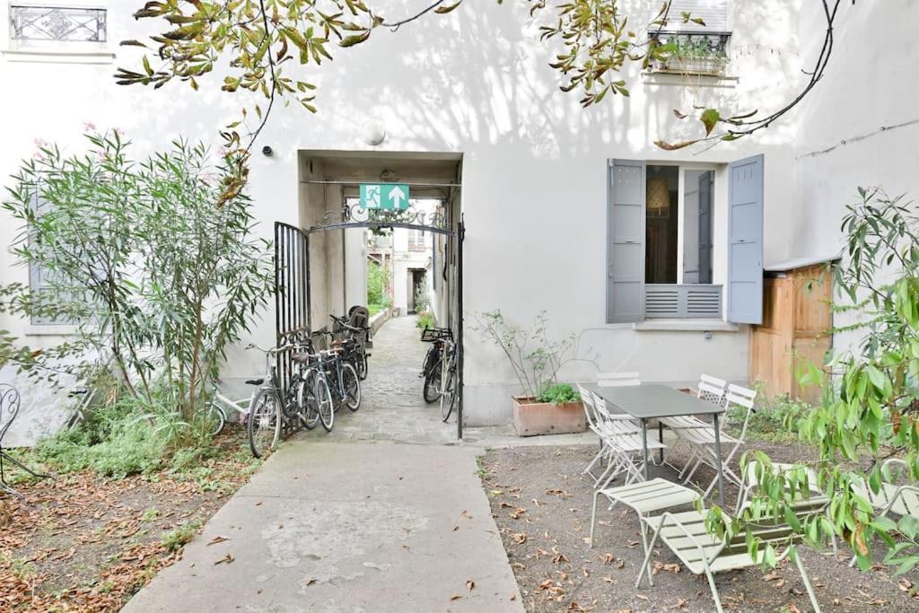 Apartment Studio Cache, Canal Saint-martin *