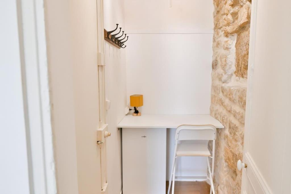 Apartment Studio Cache, Canal Saint-martin
