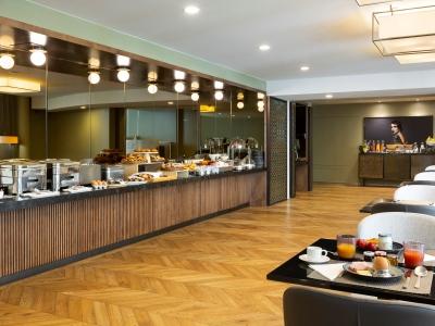 Hotel La Clef Tour Eiffel By The Crest Collection 5*