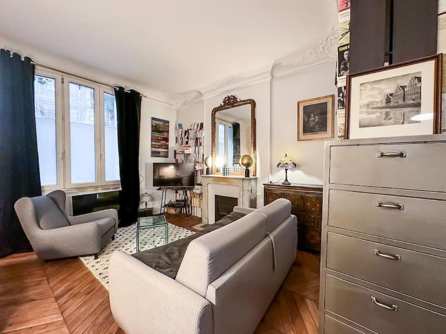 Montmartre With Private Courtyard
