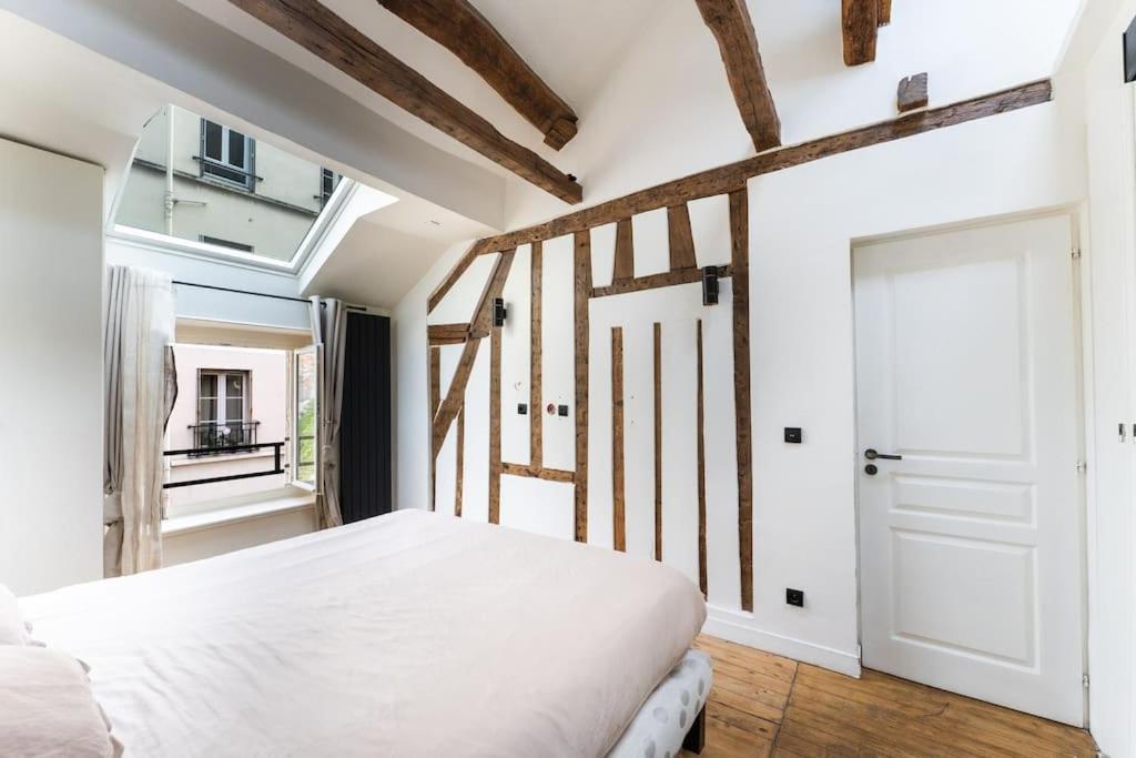Apartment Place Des Vosges, Marais Bastille *