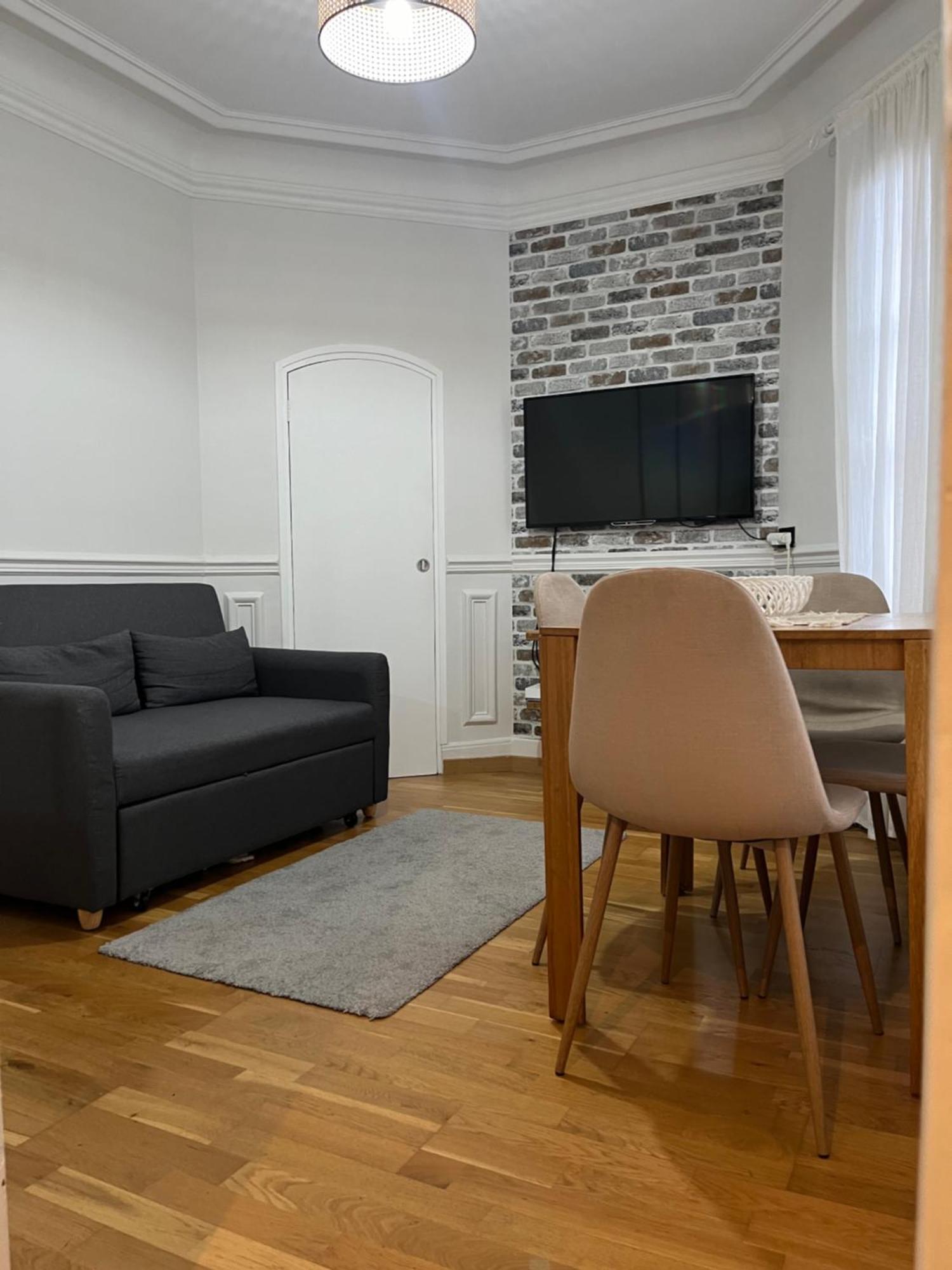 A Appartement *