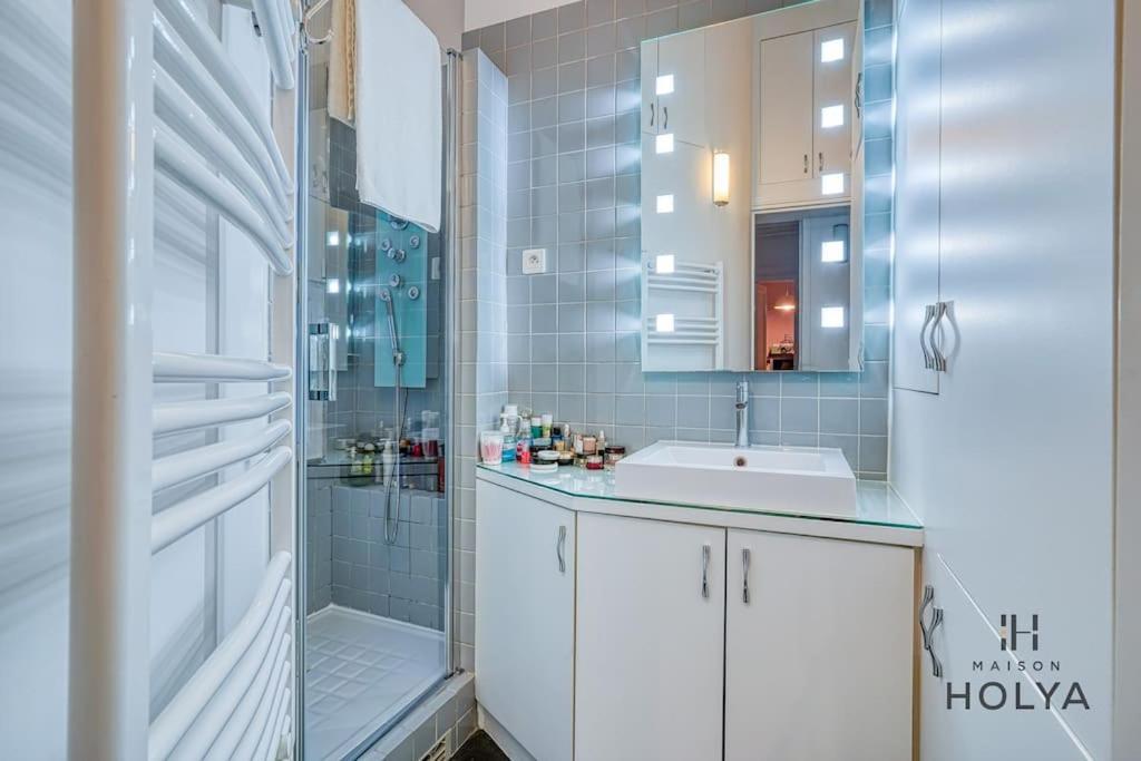 Le Collectionneur - Aux Invalides - 256c Apartment *