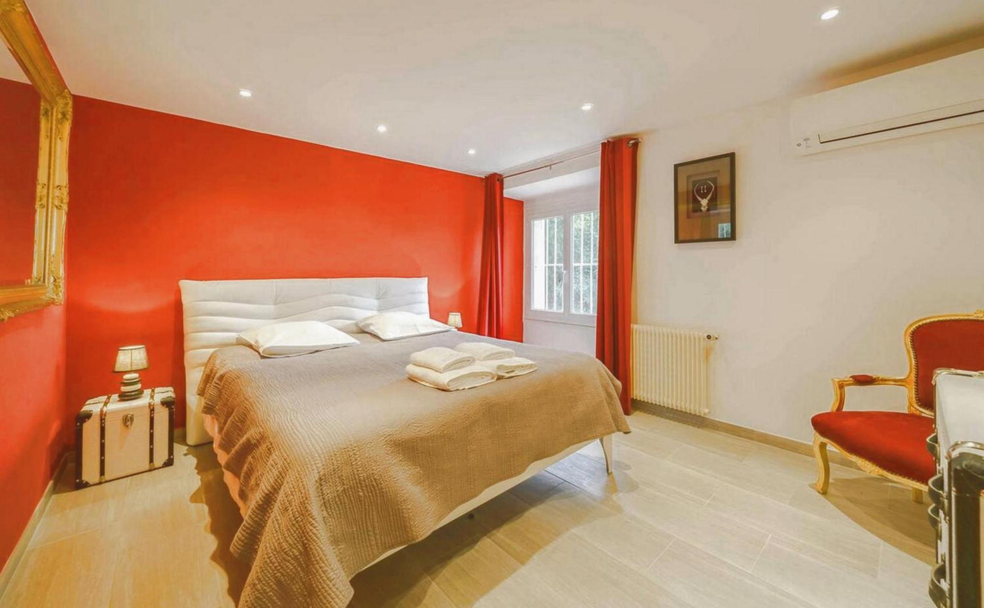 Rocher Apartment