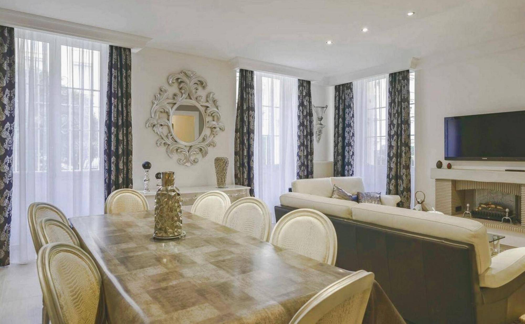 Apartment Rocher Paris