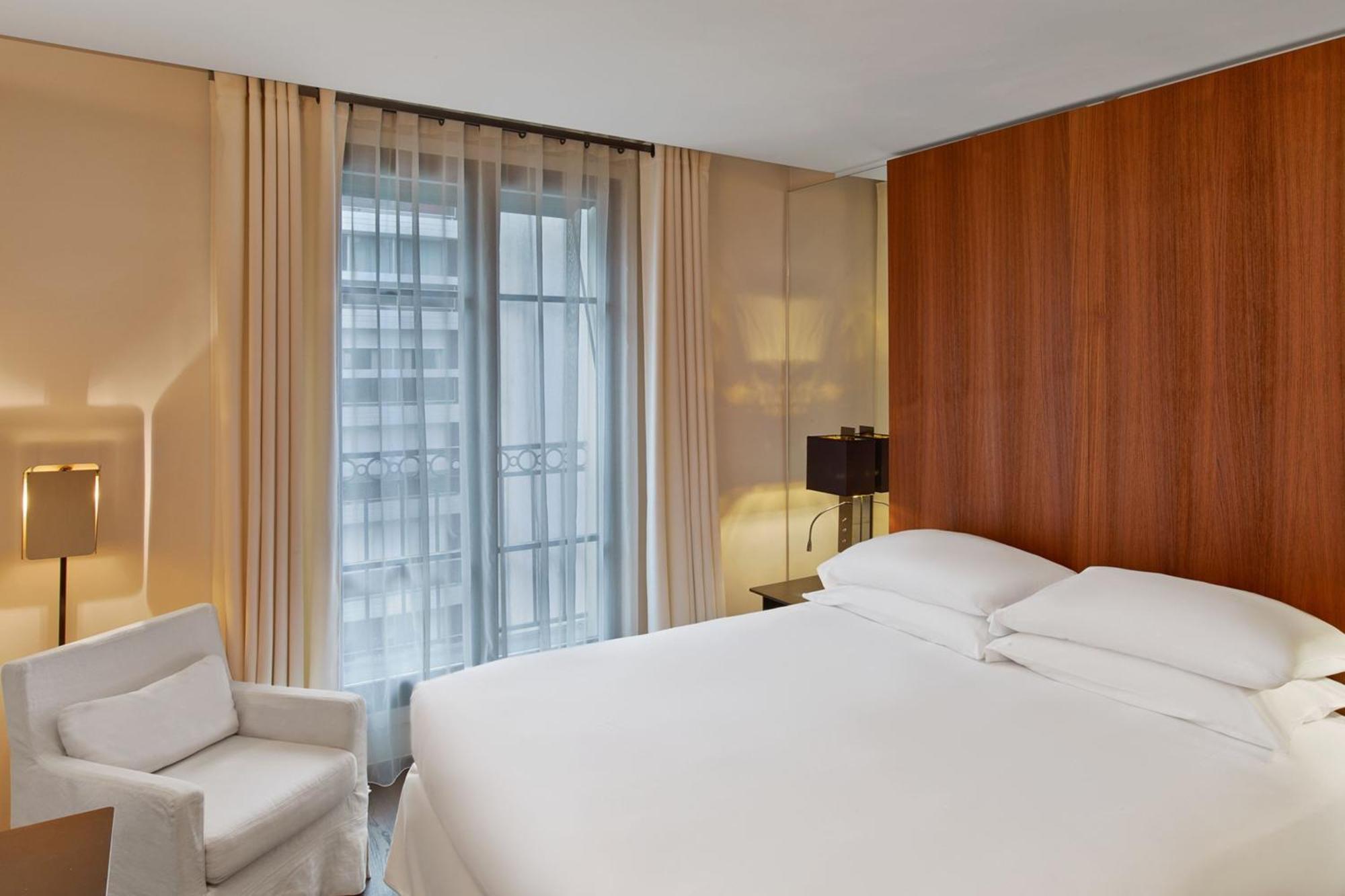 Le Metropolitan, Tour Eiffel, A Tribute Portfolio Hotel Paris