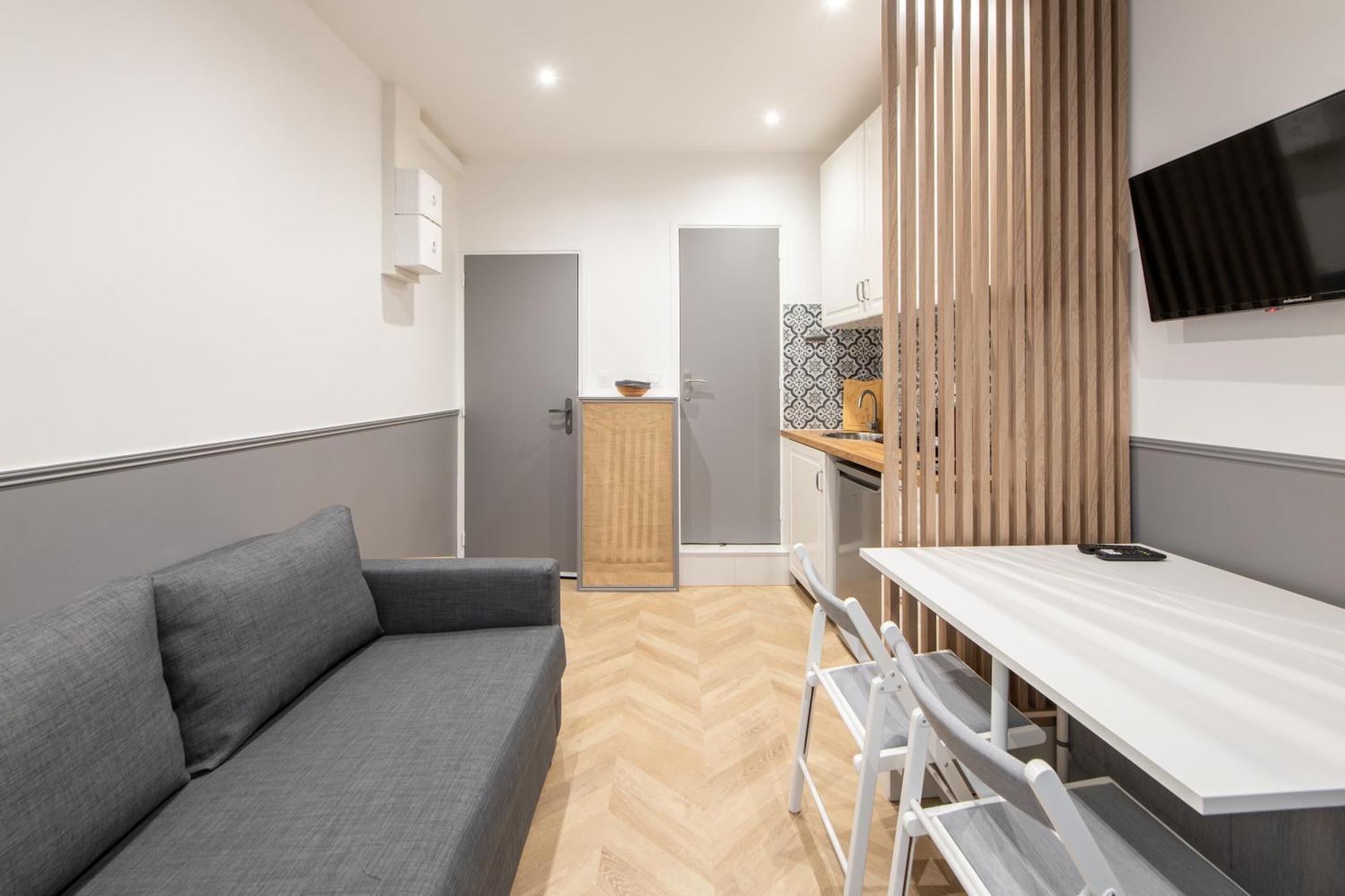 Raymond - Cosy Proche Montparnasse Apartment Paris