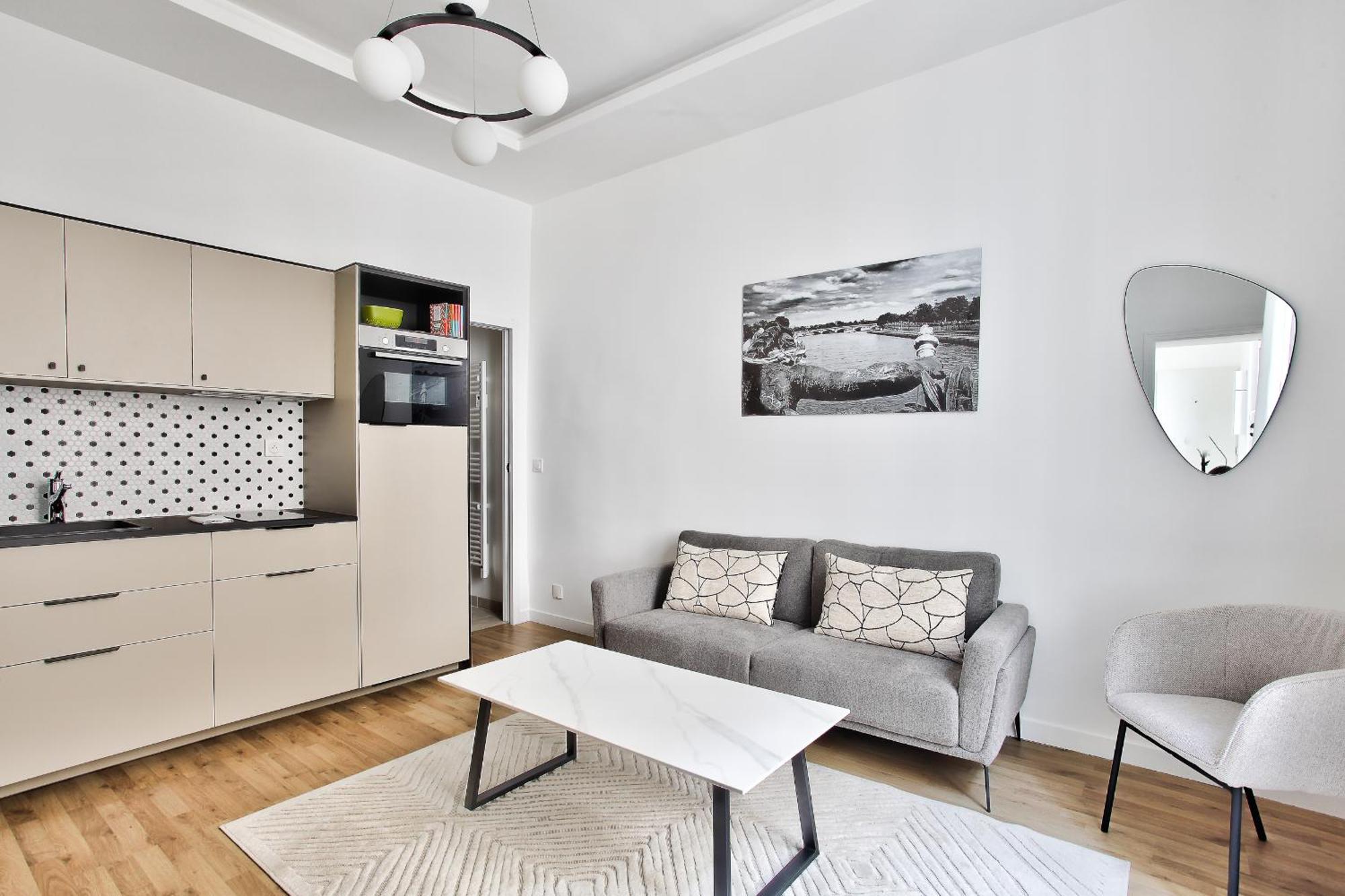 Marais Elegence - Two Bedrooms Apartment