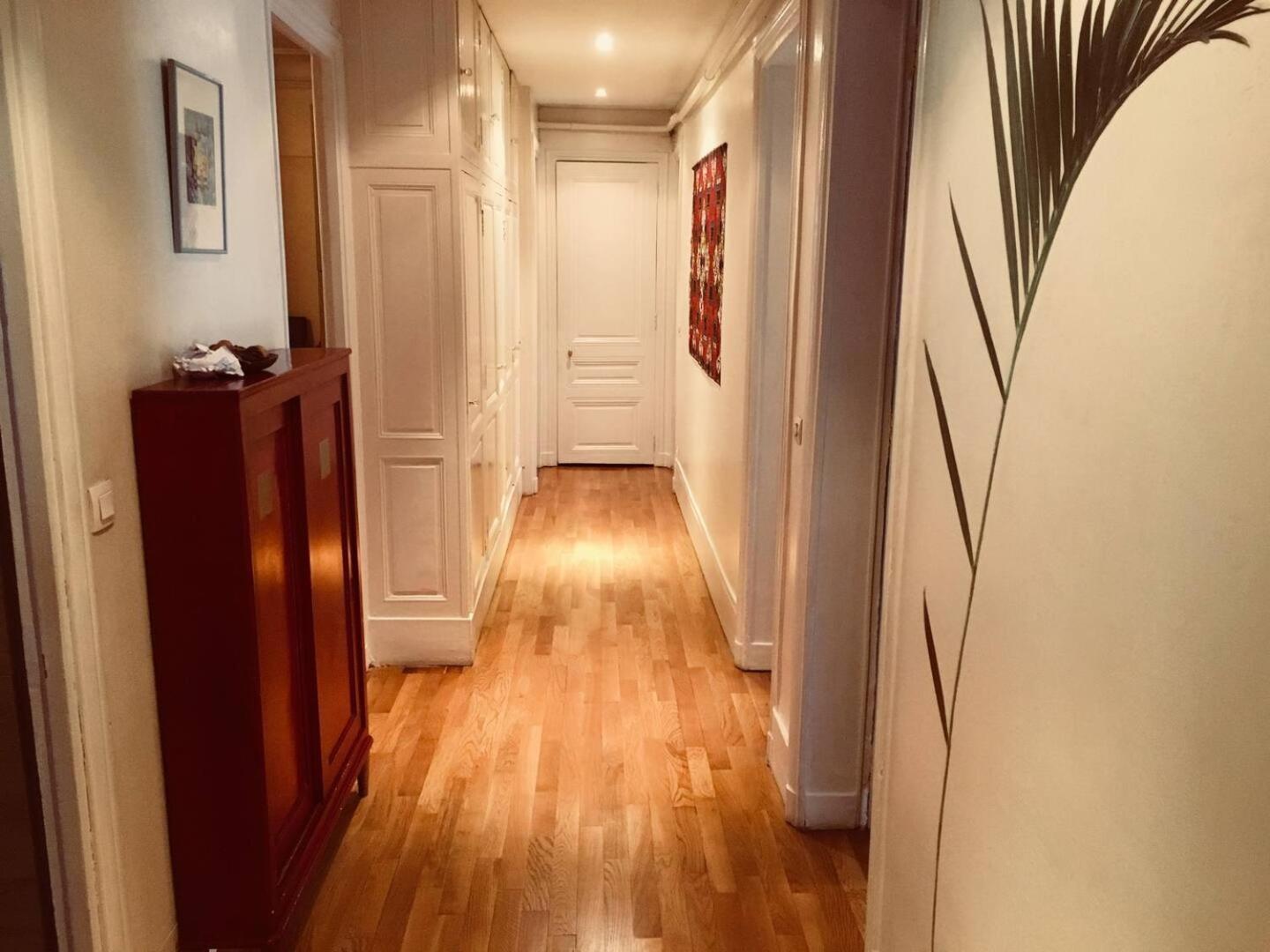 Apartment Nice Five Flat Near Bastille