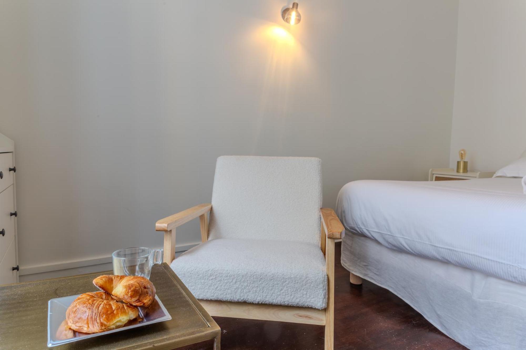 Golden Republique Apartment Paris