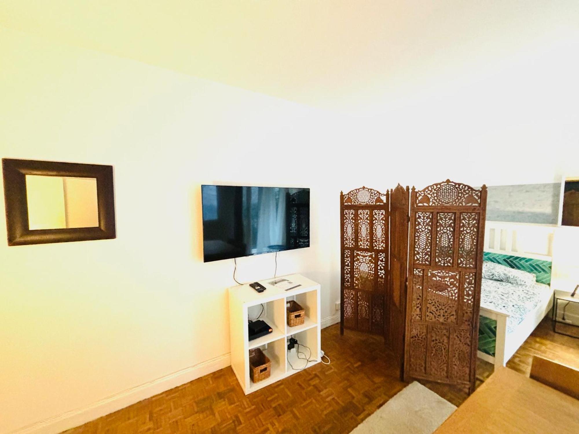 Apartment Champs Elysees