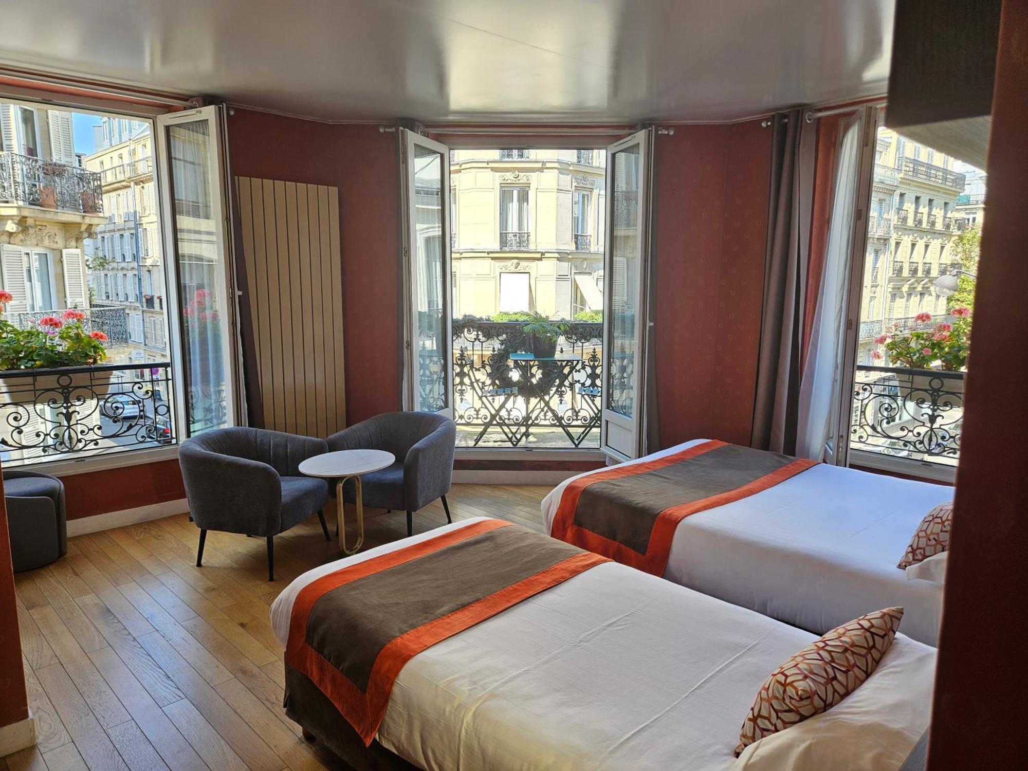 Latin 3* Paris