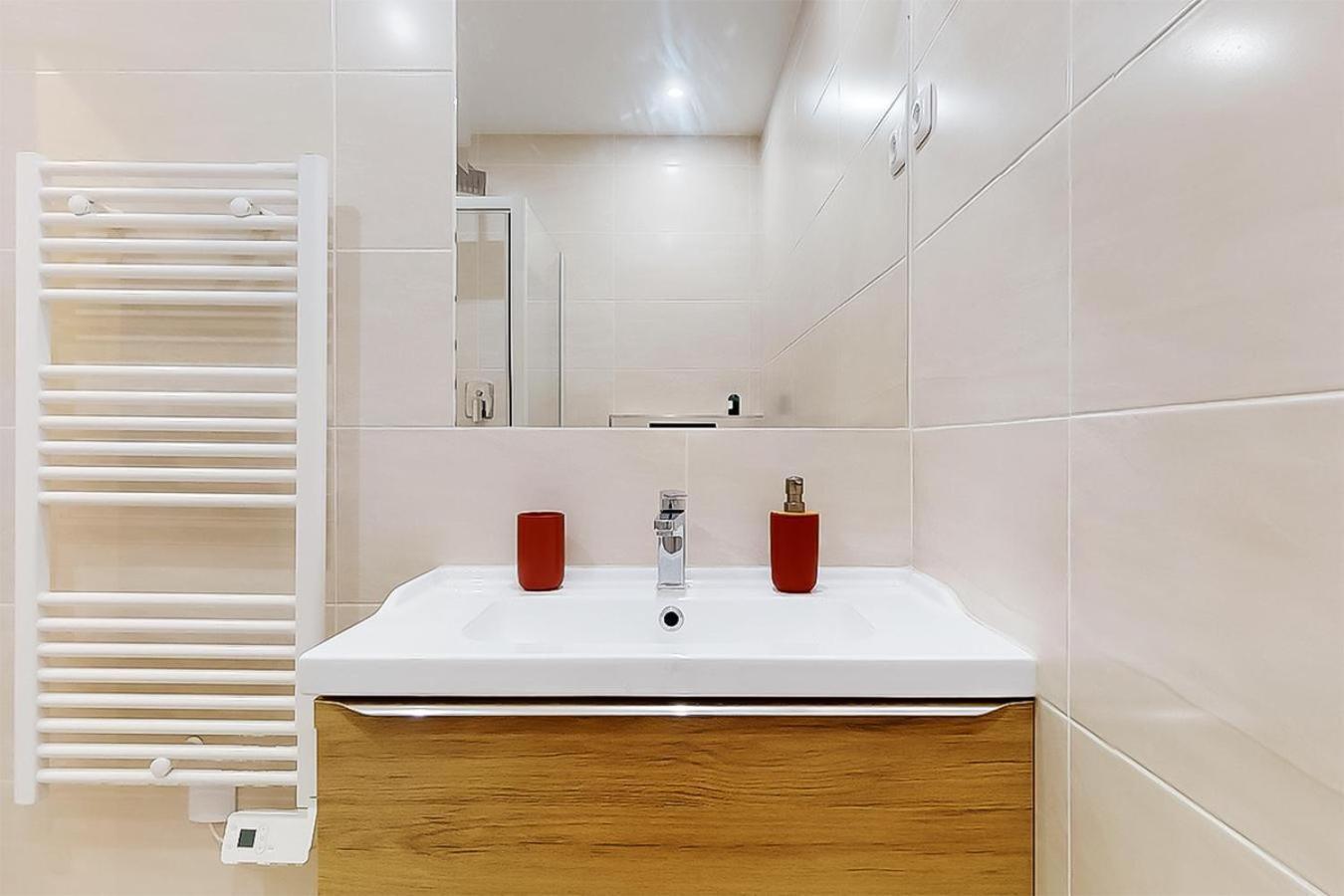 Apartment F2 Trocadero Paris