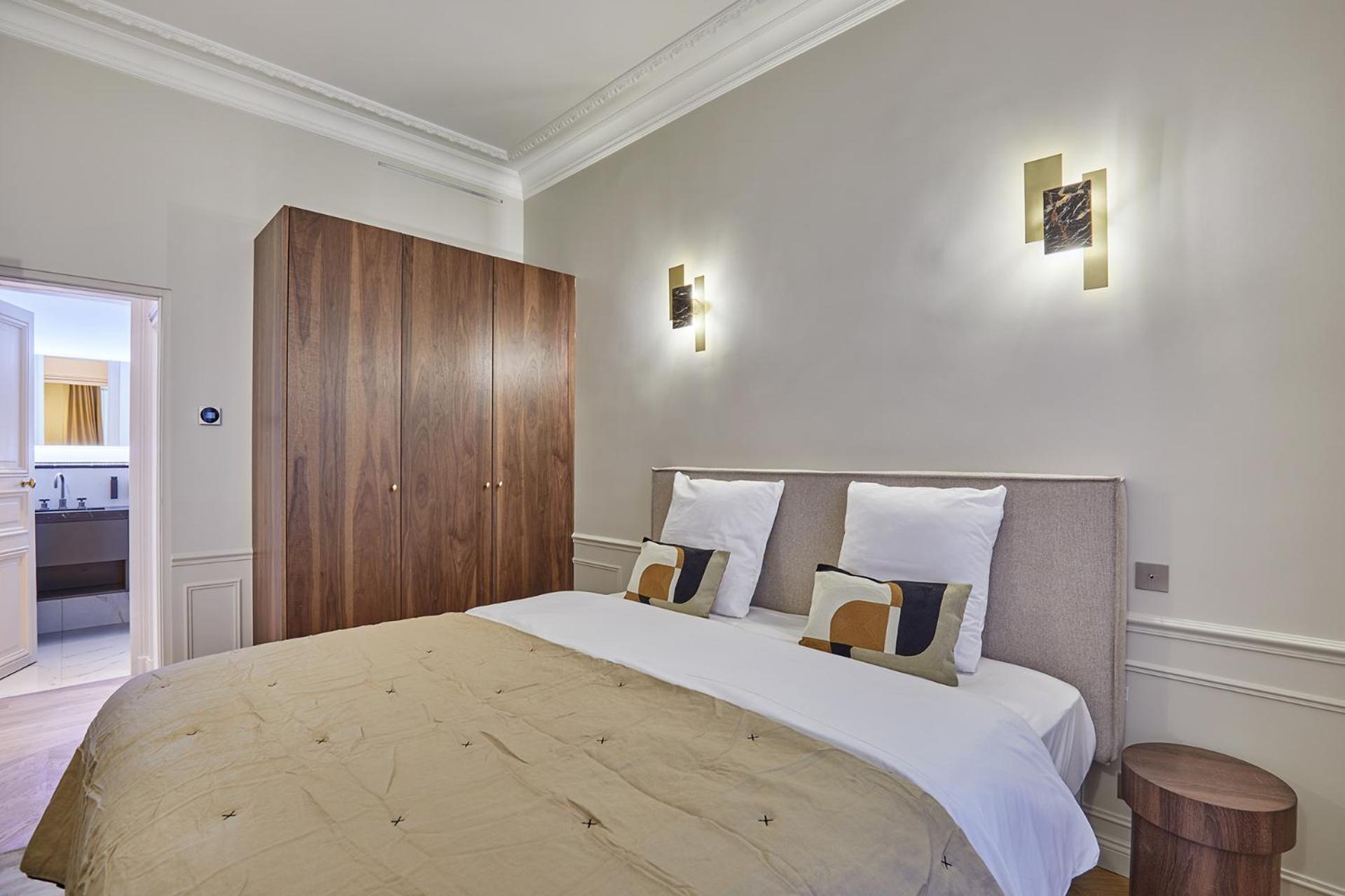 Apartment Amazing Saint Germain Des Pres With Ac By Prestige *